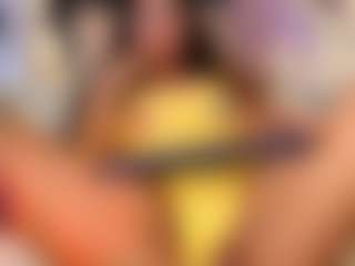 Live cam show with Milan - Facial Piercings on Free Soda
