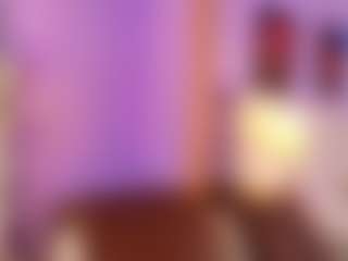 Live cam show with Milan - Nipple Piercings on liverealitysex.com