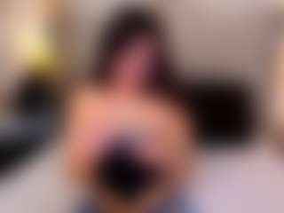 Live cam show with Milan - Brown Hair Teen (18+) on crypto-cams
