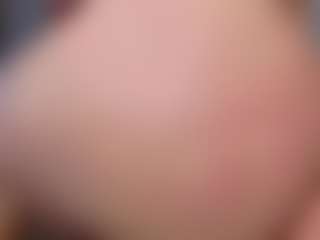 KylieLips's Live Sex Cam Show