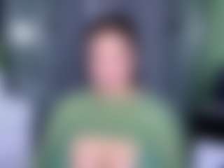 KylieLips's Live Sex Cam Show