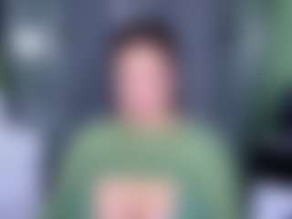 KylieLips's Live Sex Cam Show