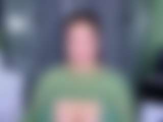 KylieLips's Live Sex Cam Show