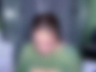 KylieLips's Live Sex Cam Show
