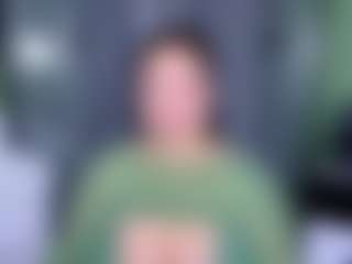 KylieLips's Live Sex Cam Show