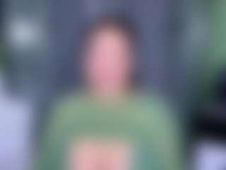 KylieLips's Live Sex Cam Show
