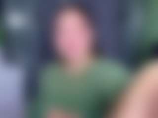 KylieLips's Live Sex Cam Show