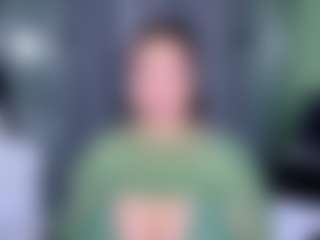 KylieLips's Live Sex Cam Show