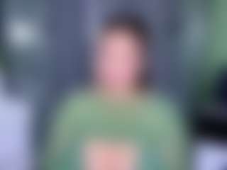 KylieLips's Live Sex Cam Show