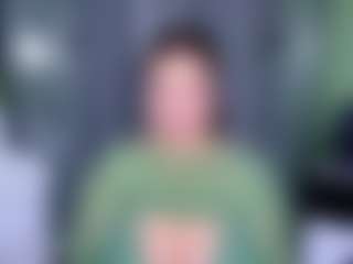 KylieLips's Live Sex Cam Show