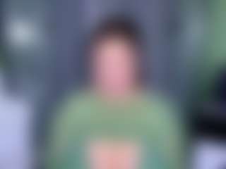 KylieLips's Live Sex Cam Show