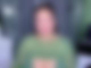 KylieLips's Live Sex Cam Show