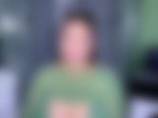 KylieLips's Live Sex Cam Show