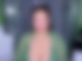 KylieLips's Live Sex Cam Show