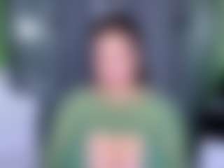 KylieLips's Live Sex Cam Show
