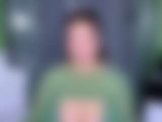 KylieLips's Live Sex Cam Show