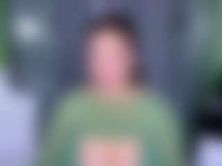 KylieLips's Live Sex Cam Show