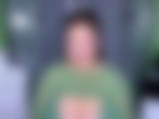 KylieLips's Live Sex Cam Show