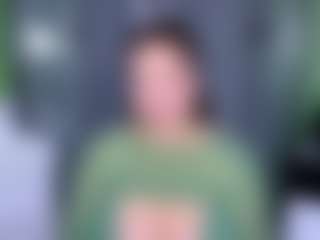 KylieLips's Live Sex Cam Show