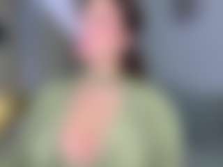 KylieLips's Live Sex Cam Show