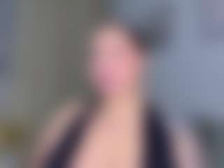 KylieLips's Live Sex Cam Show