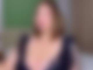 KylieLips's Live Sex Cam Show