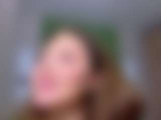 KylieLips's Live Sex Cam Show