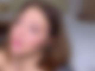 KylieLips's Live Sex Cam Show