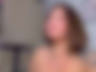 KylieLips's Live Sex Cam Show