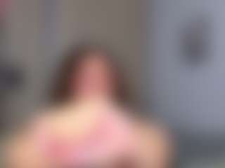 KylieLips's Live Sex Cam Show