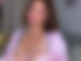 KylieLips's Live Sex Cam Show