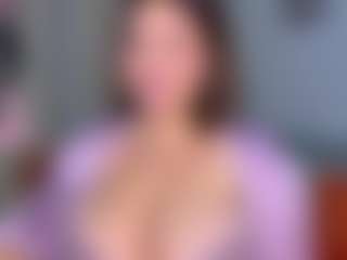 KylieLips's Live Sex Cam Show