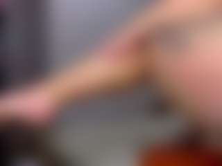 KylieLips's Live Sex Cam Show