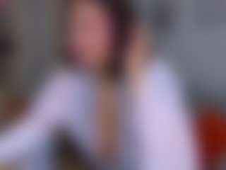 KylieLips's Live Sex Cam Show