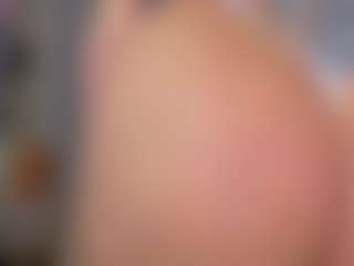 Live cam show with KylieLips - Dildo on sexylive.show