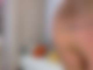 KylieLips's Live Sex Cam Show