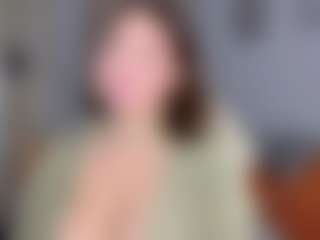 KylieLips's Live Sex Cam Show