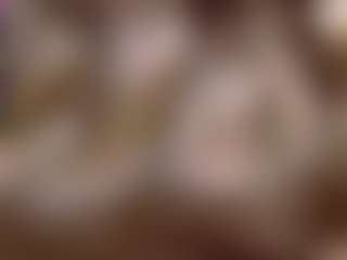 KylieLips's Live Sex Cam Show