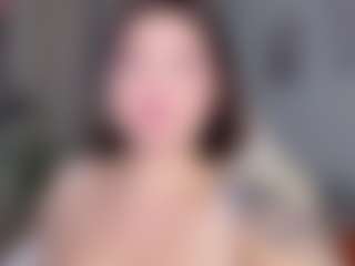 KylieLips's Live Sex Cam Show