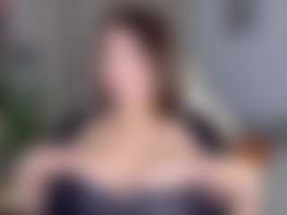 KylieLips's Live Sex Cam Show