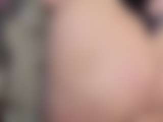 KylieLips's Live Sex Cam Show