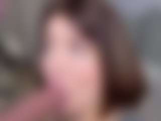 KylieLips's Live Sex Cam Show