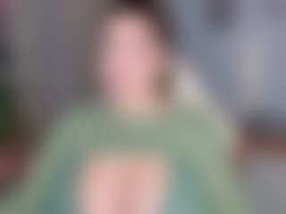 KylieLips's Live Sex Cam Show