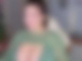 KylieLips's Live Sex Cam Show