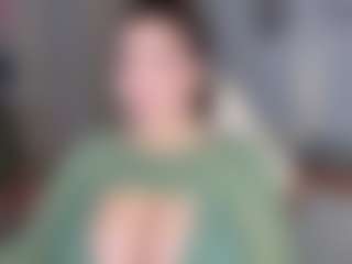 KylieLips's Live Sex Cam Show