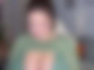 KylieLips's Live Sex Cam Show