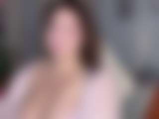 KylieLips's Live Sex Cam Show