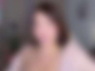 KylieLips's Live Sex Cam Show