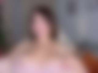 KylieLips's Live Sex Cam Show