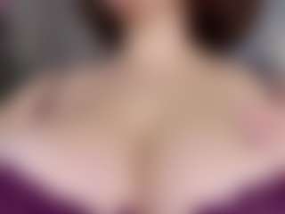 KylieLips's Live Sex Cam Show